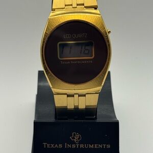 Texas Instruments TI3H LCD Digital Quartz New Old Stock 70's - Original Display